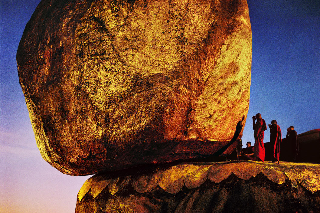  缅甸，大金石，1994。来自摄影师Steve McCurry。 
