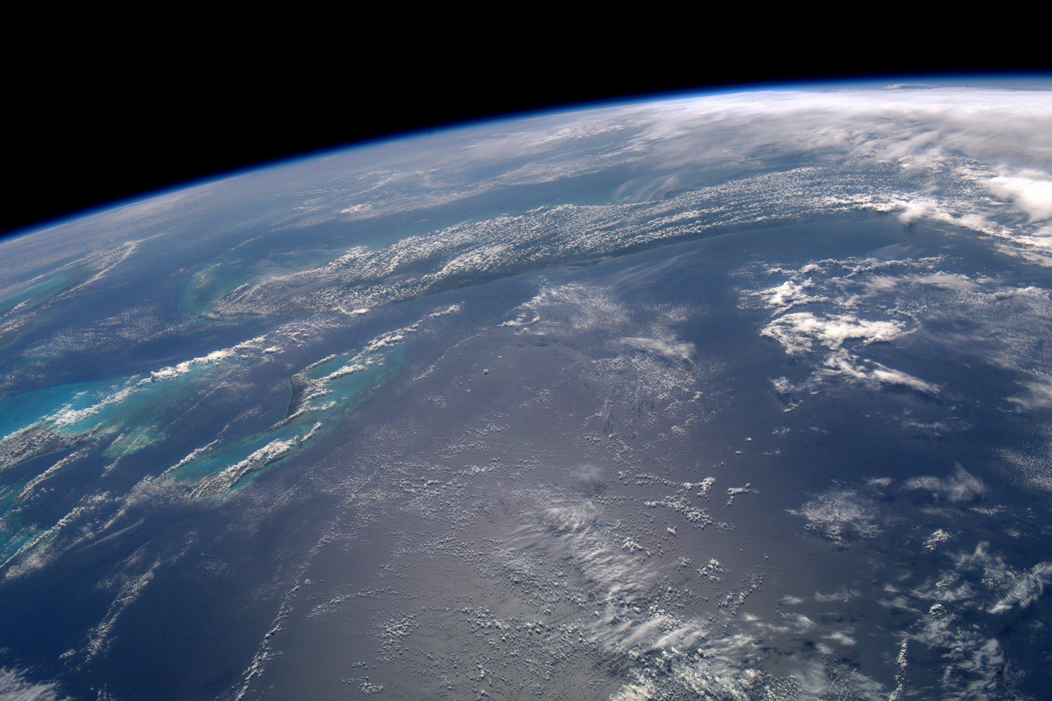  美丽的海洋，来自宇航员Jeff Williams。 
