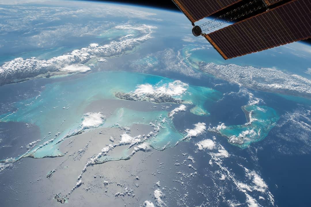  从国际空间站俯瞰巴哈马群岛，来自NASA。 