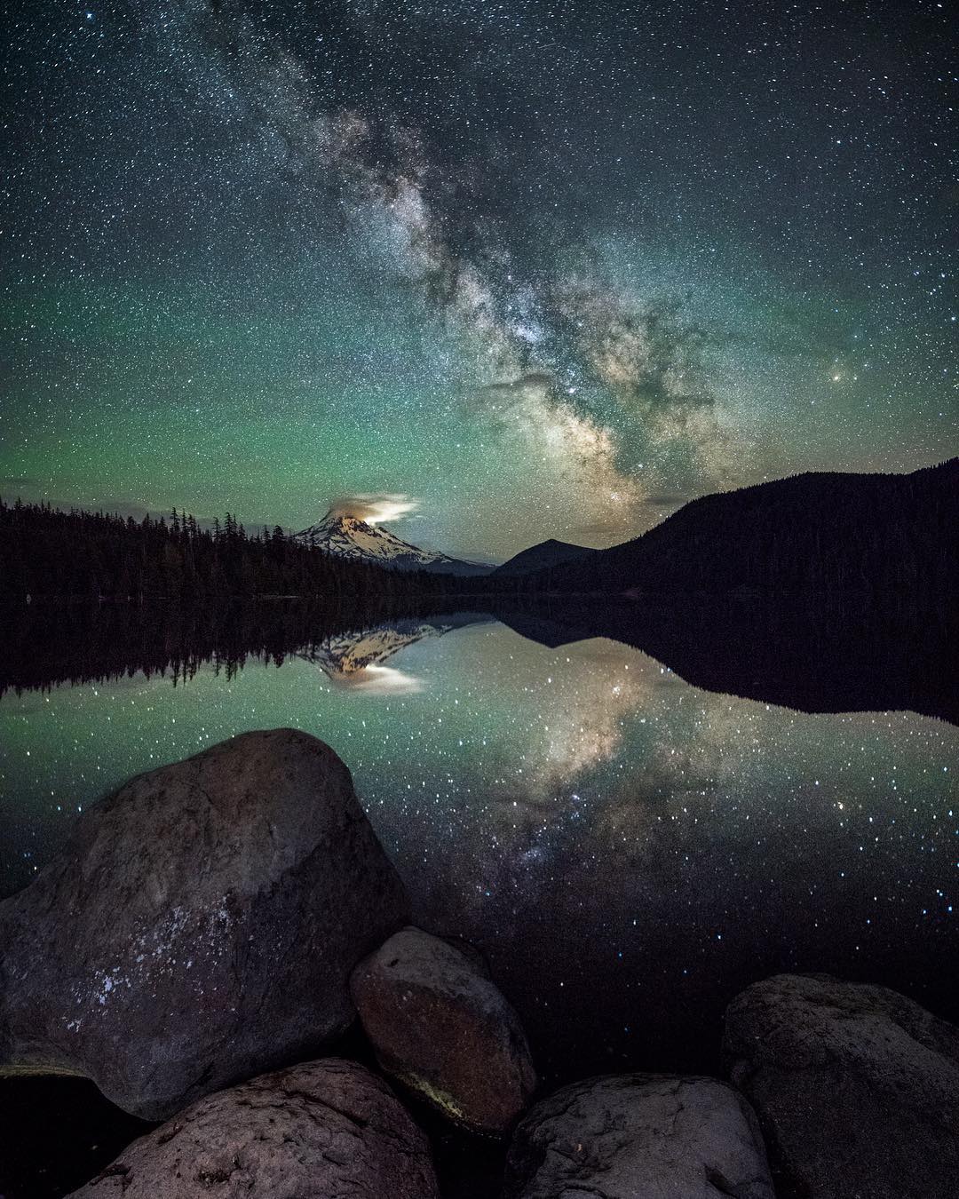 失落湖上的银河来自摄影师johnweatherby