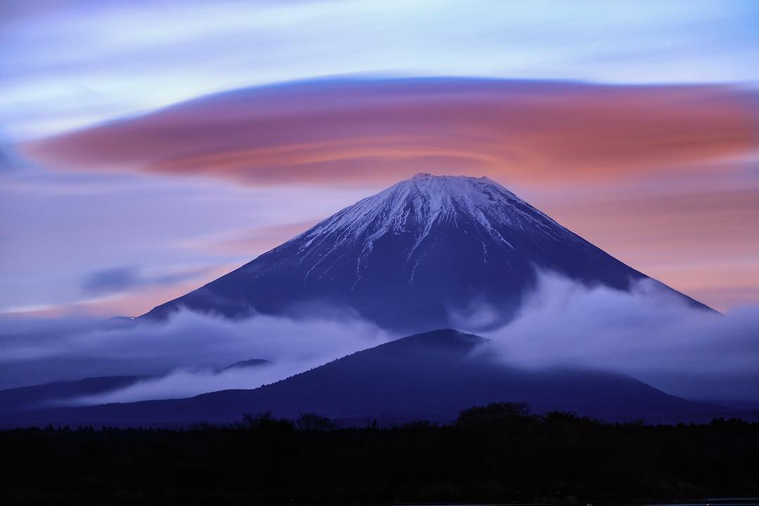 豆田 富士山上空的云 来自摄影师hashimuki