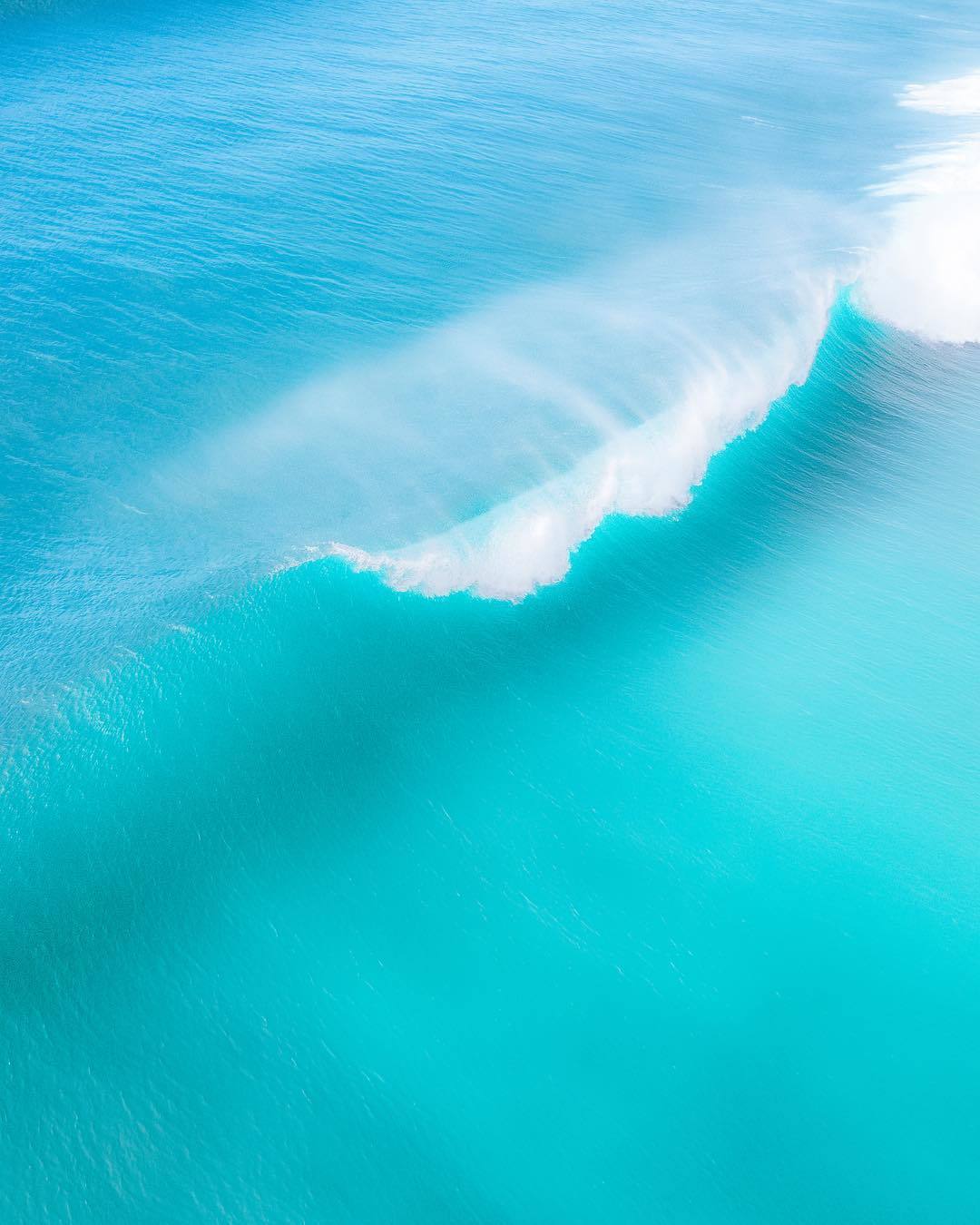  海浪，John Dean摄于澳大利亚克罗纳拉海滩。 