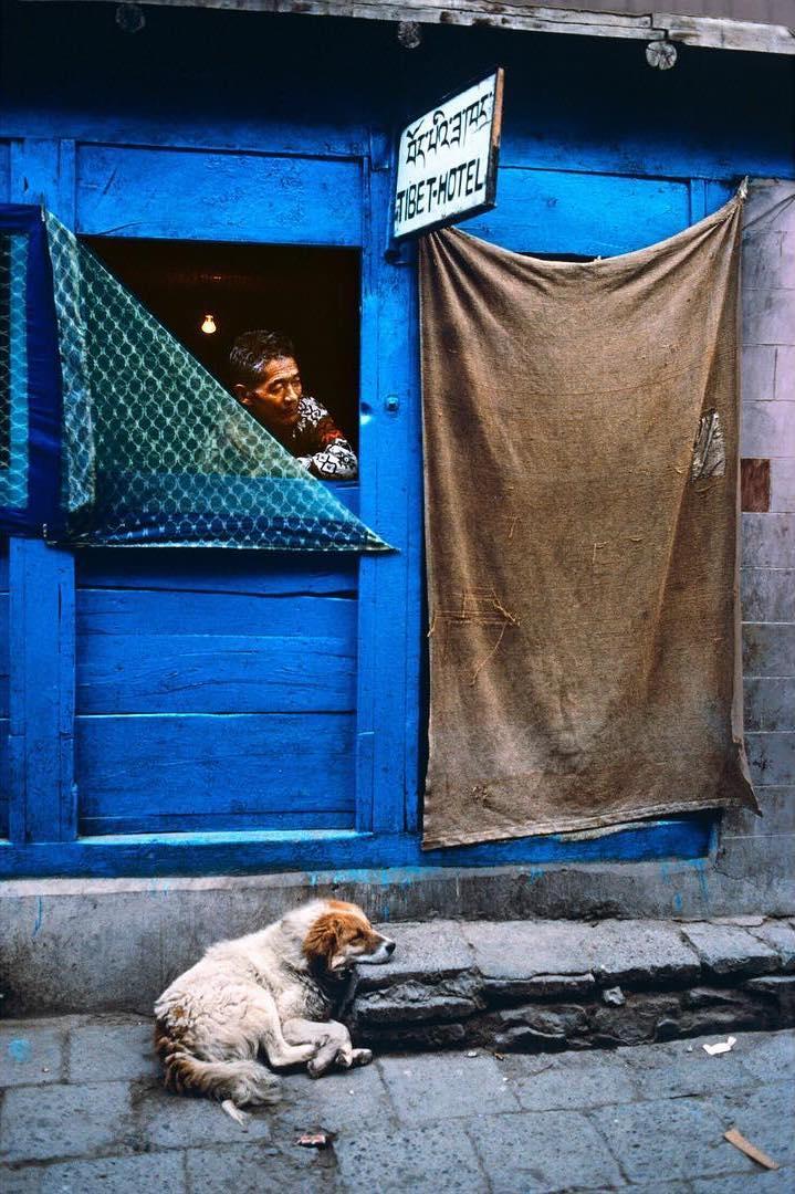  1996年印度拉达克的街头，来自摄影师Steve McCurry。 