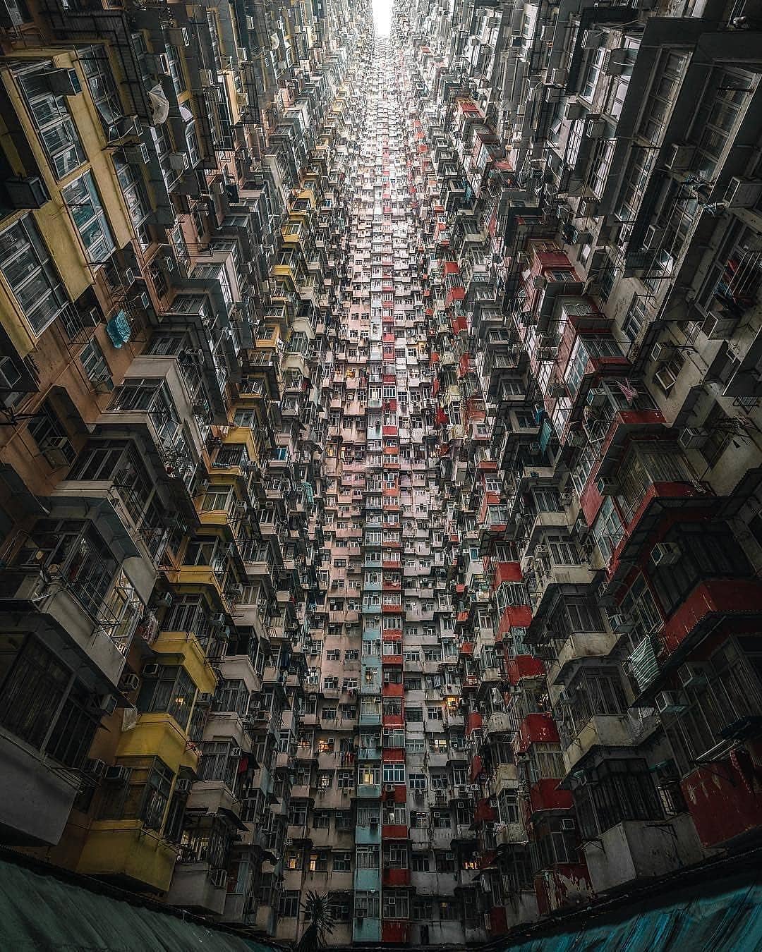 豆田， 香港的高楼，来自摄影师Tristan Zhou。