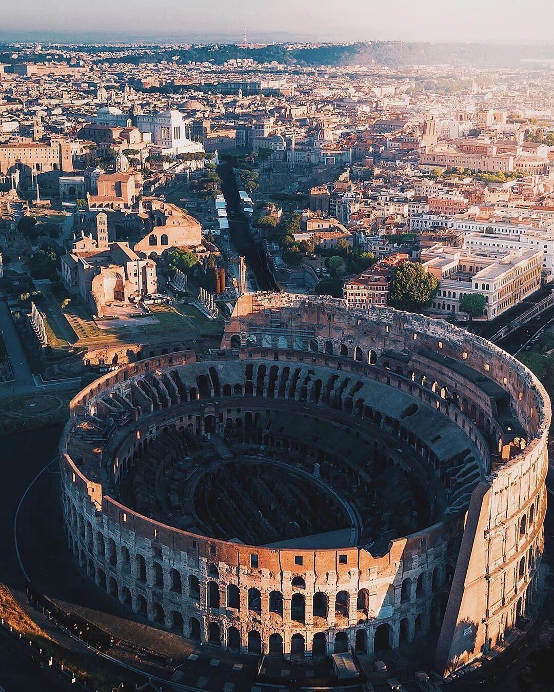  俯瞰意大利罗马，来自摄影师Kiehl。 