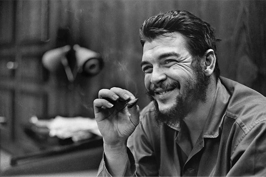  切·格瓦拉，Elliott Erwitt摄于1964年古巴哈瓦那。 