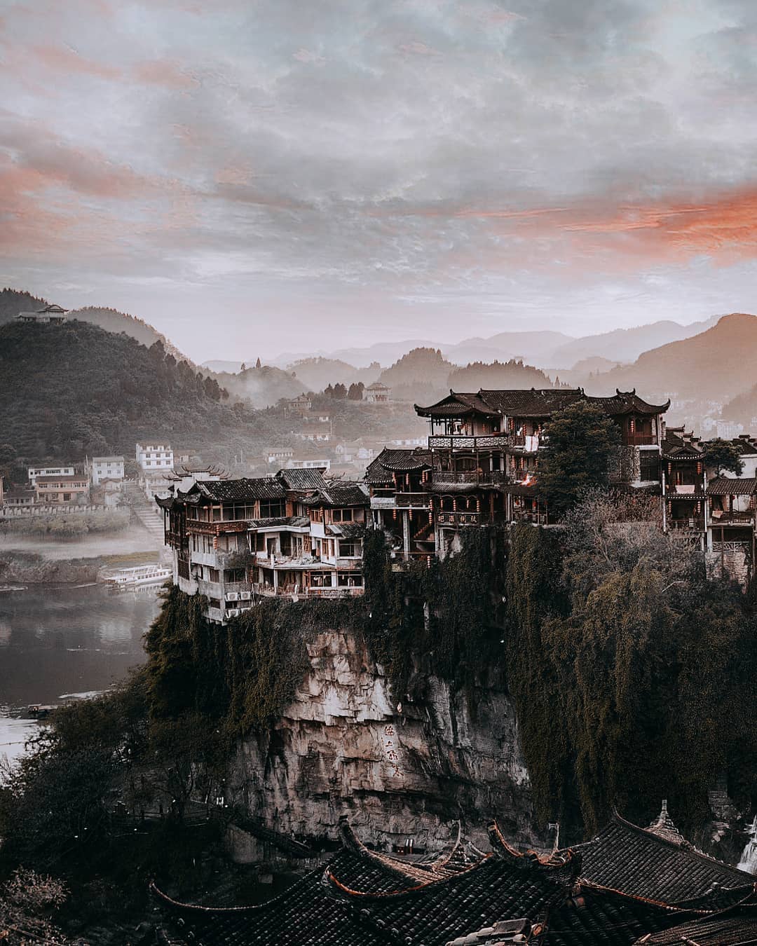 湖南芙蓉镇来自摄影师khaledhadi