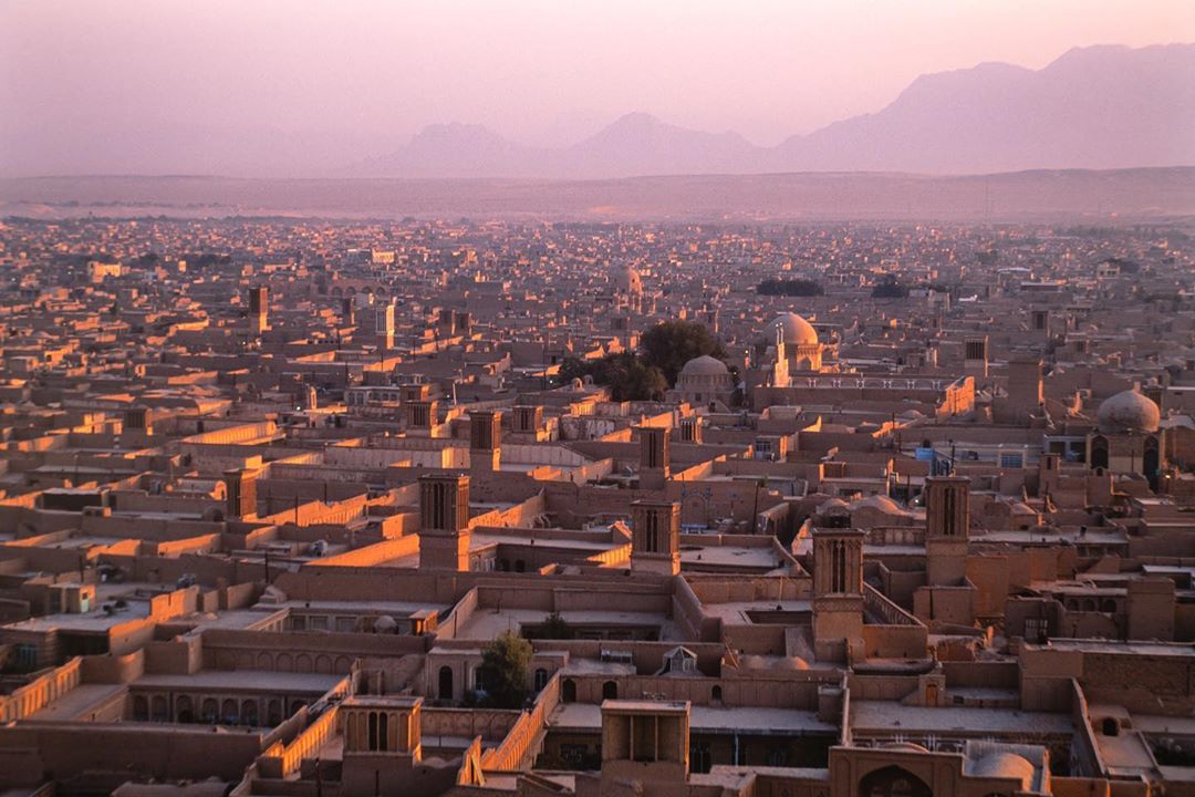 伊朗中部城市亚兹德来自摄影师michaelyamashita