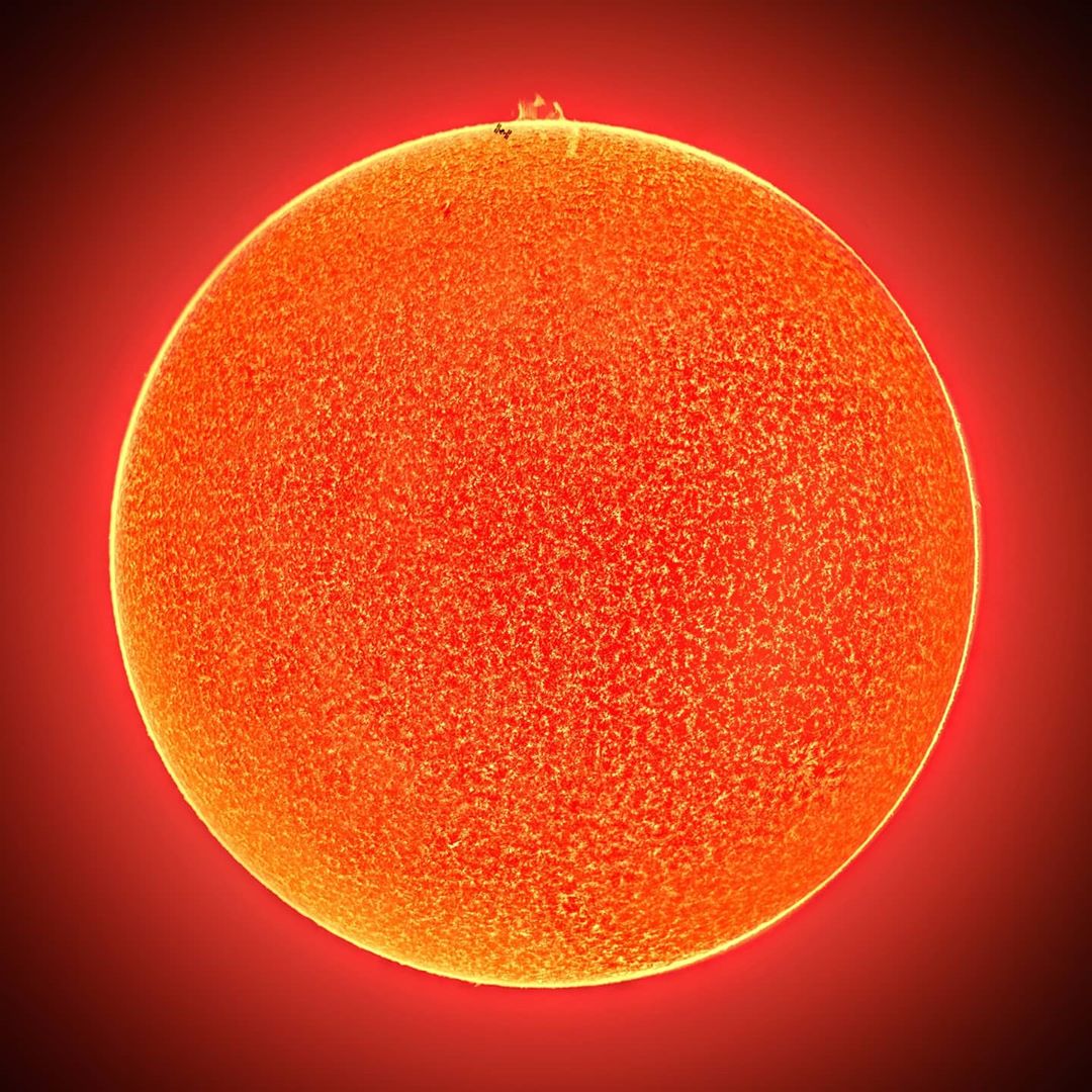 国际空间站与太阳来自摄影师andrewmccarthy