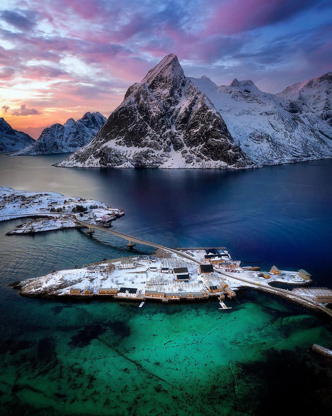 晨光中的罗弗敦群岛来自摄影师johnweatherby