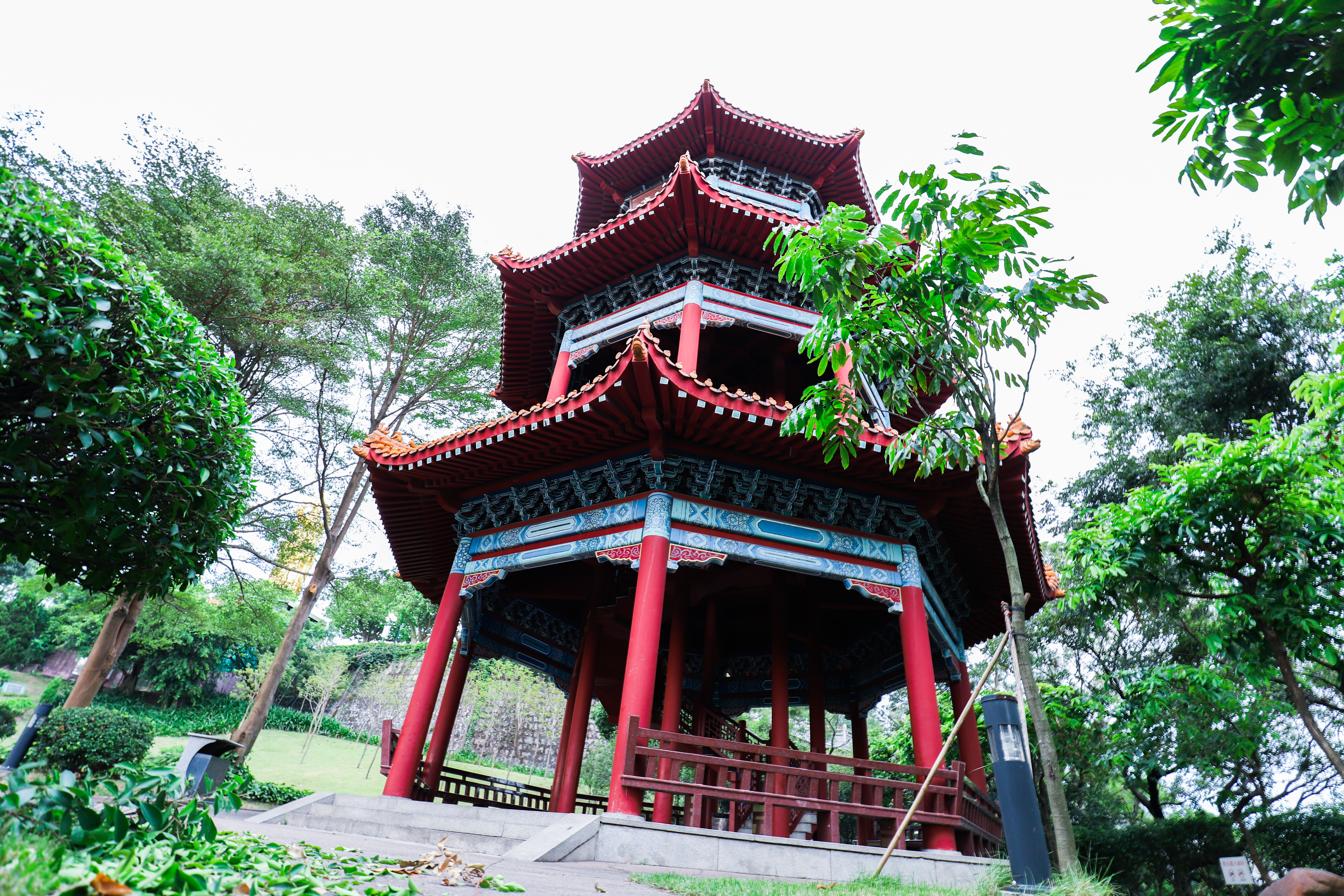 广州莲花山寺庙图片