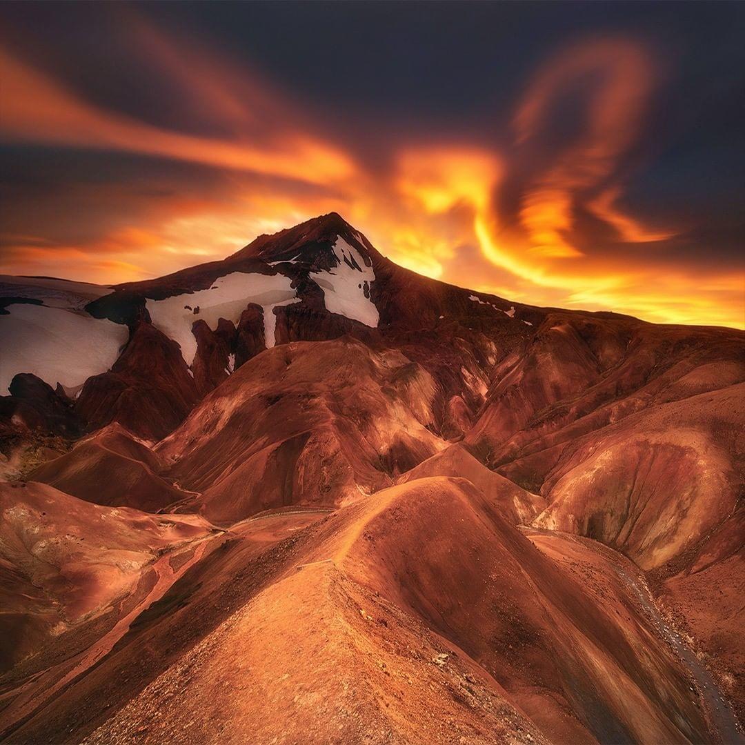  冰岛黄昏，来自摄影师Jose Ramos。 