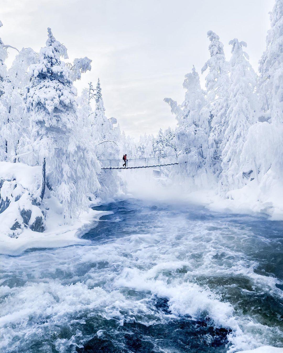  冰河，Idae Lisabettt摄于芬兰。 