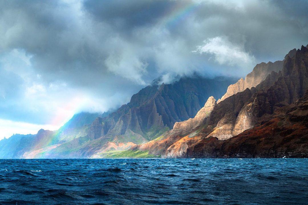  夏威夷考艾岛，来自摄影师Jared Kreiss。 