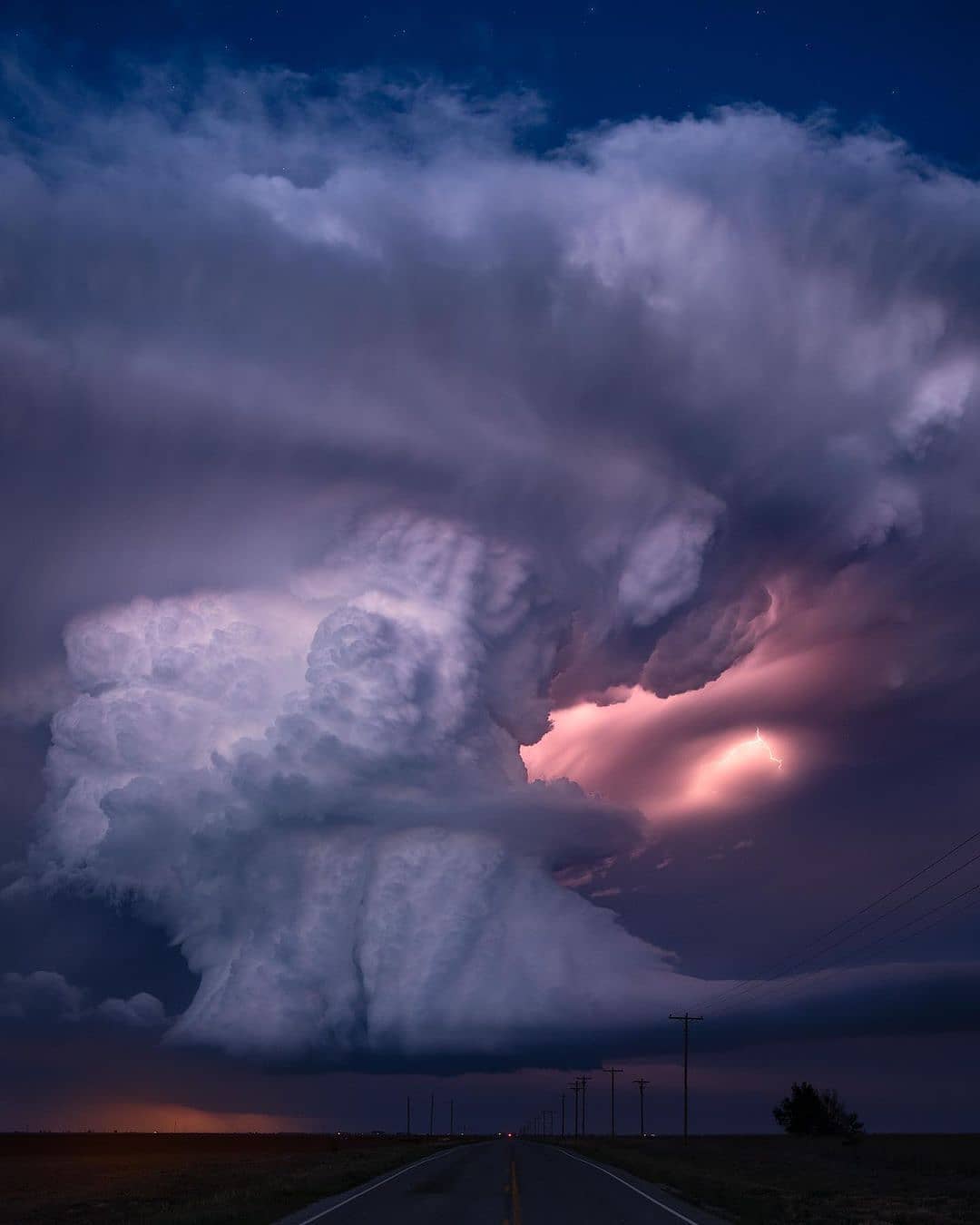 暴风云来自摄影师mikemezeul