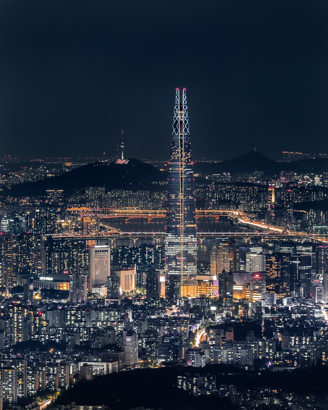 首尔的夜景来自摄影师epsilon