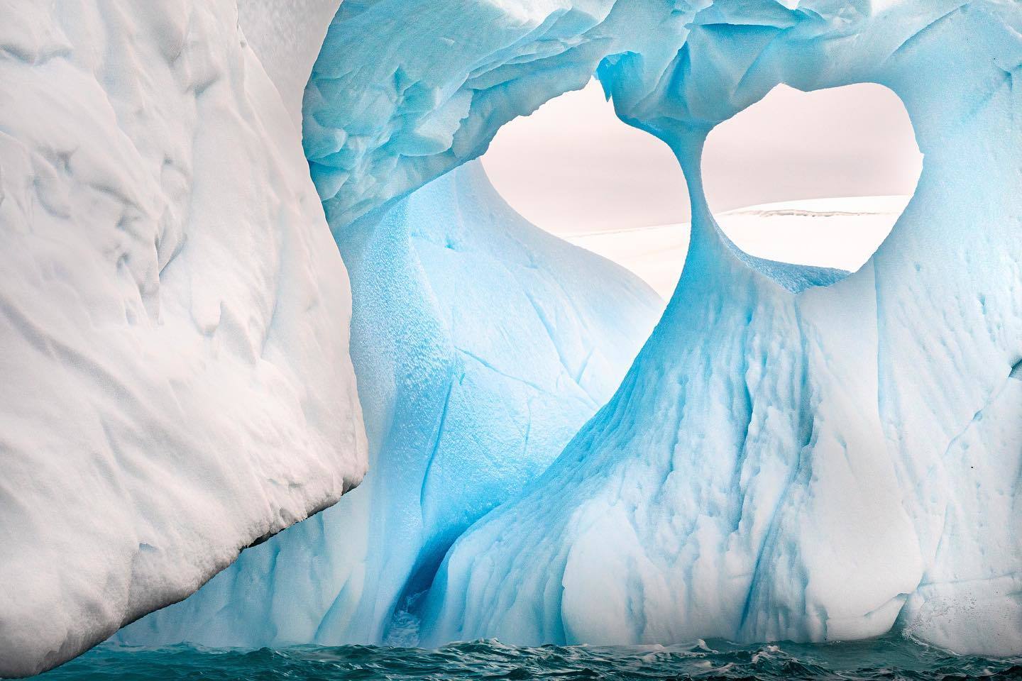  冰山，来自摄影师Jon McCormack。 