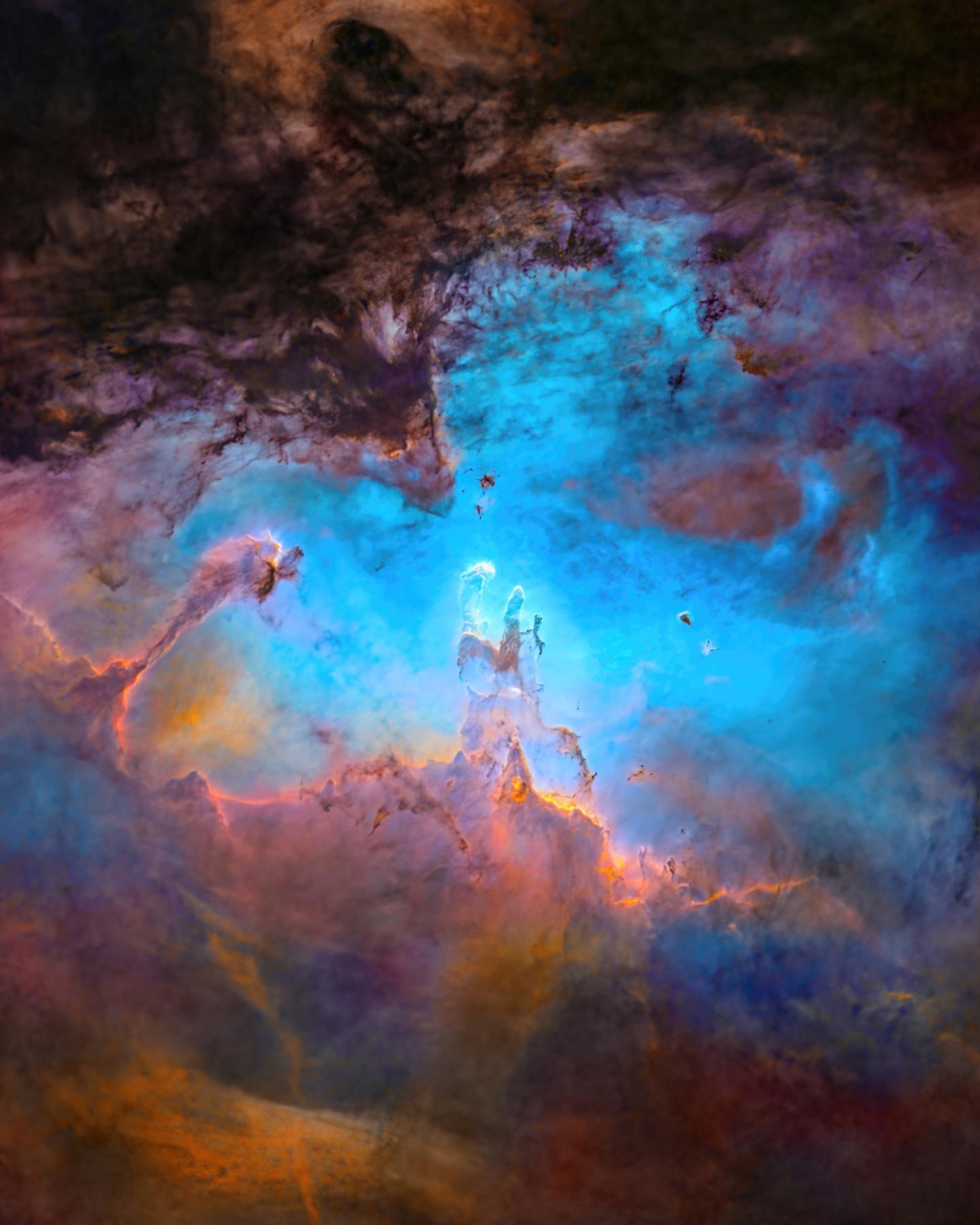 鹰状星云,距地球7000光年,来自摄影师andrew mccarthy