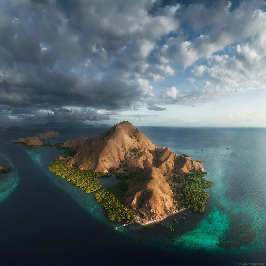  印尼Sebayur岛，来自摄影师Daniel Kordan。 