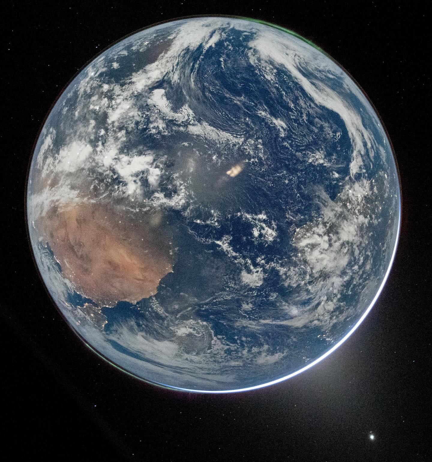  地球全貌，来自NASA。 